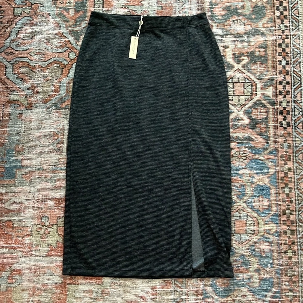 NWT Max Studio London Black Gray Print Midi Pencil Skirt Workwear Essential